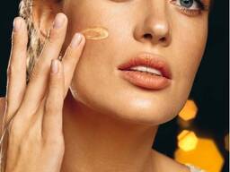 Ýüz üçin gündiz kremi Illuminating Skin Aýbölek Faberlic 1570 Bee Royal 24K gold Faberlik